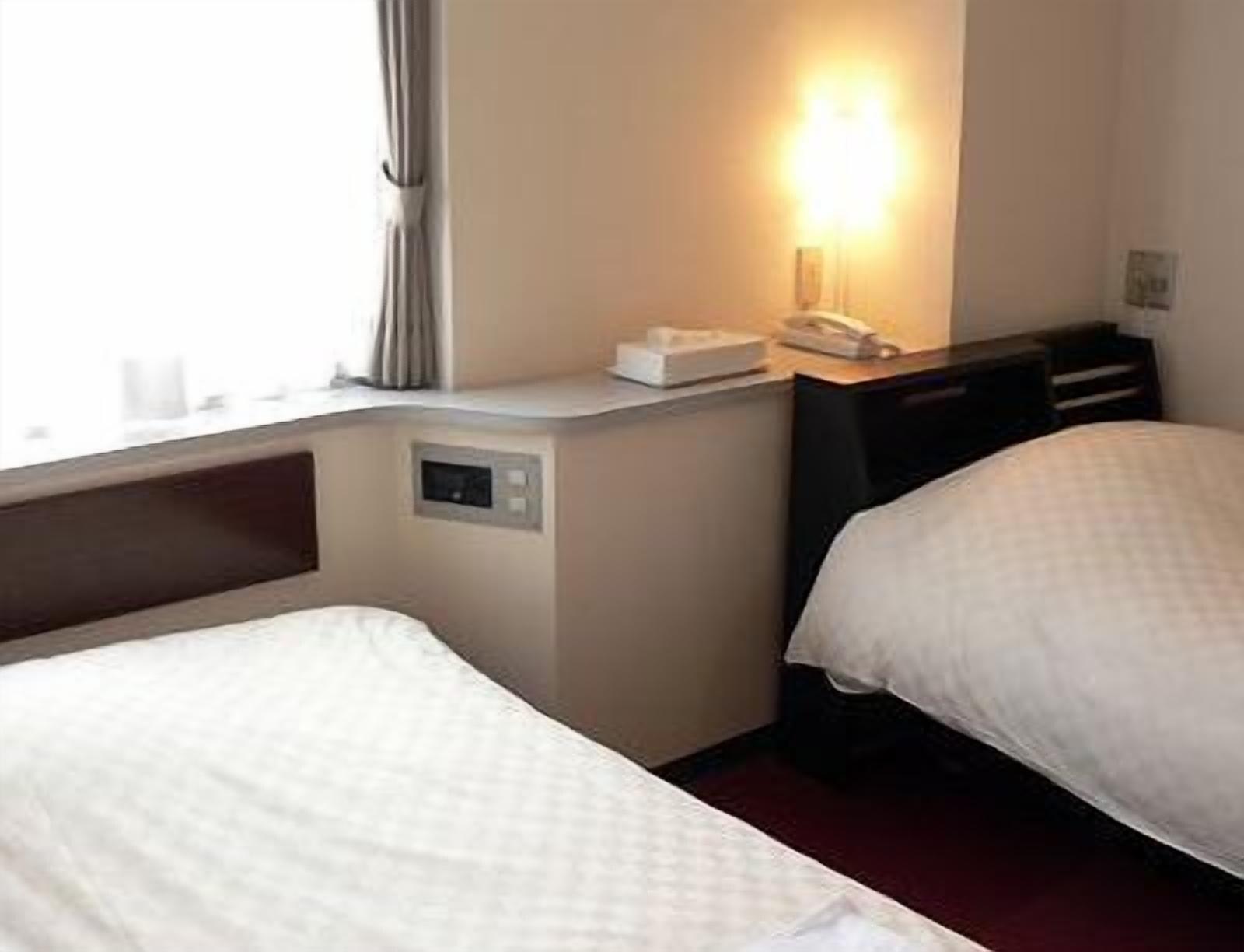 Hotel Livemax Budget Iyo Mishima Shikokuchuo Экстерьер фото