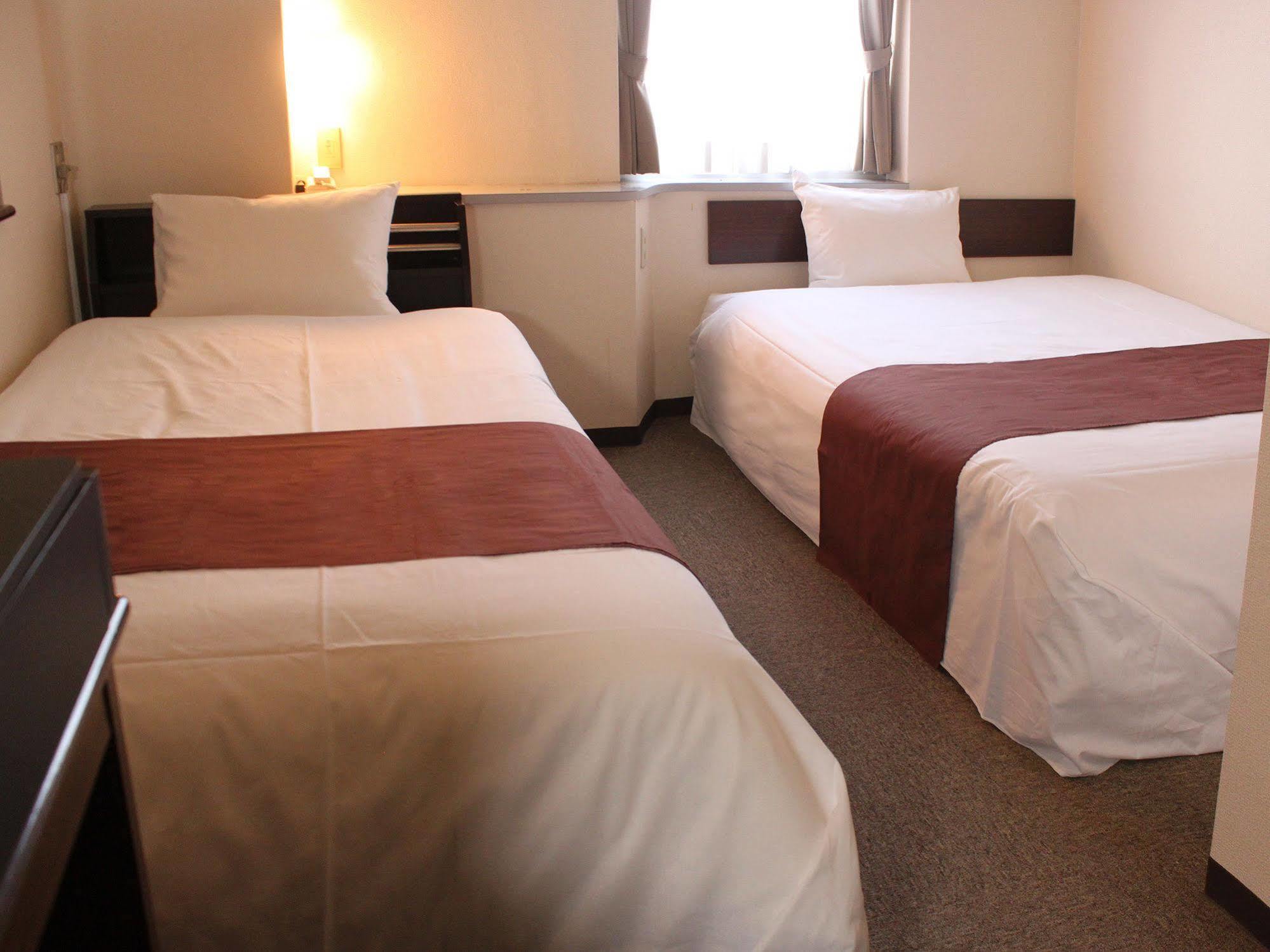 Hotel Livemax Budget Iyo Mishima Shikokuchuo Экстерьер фото