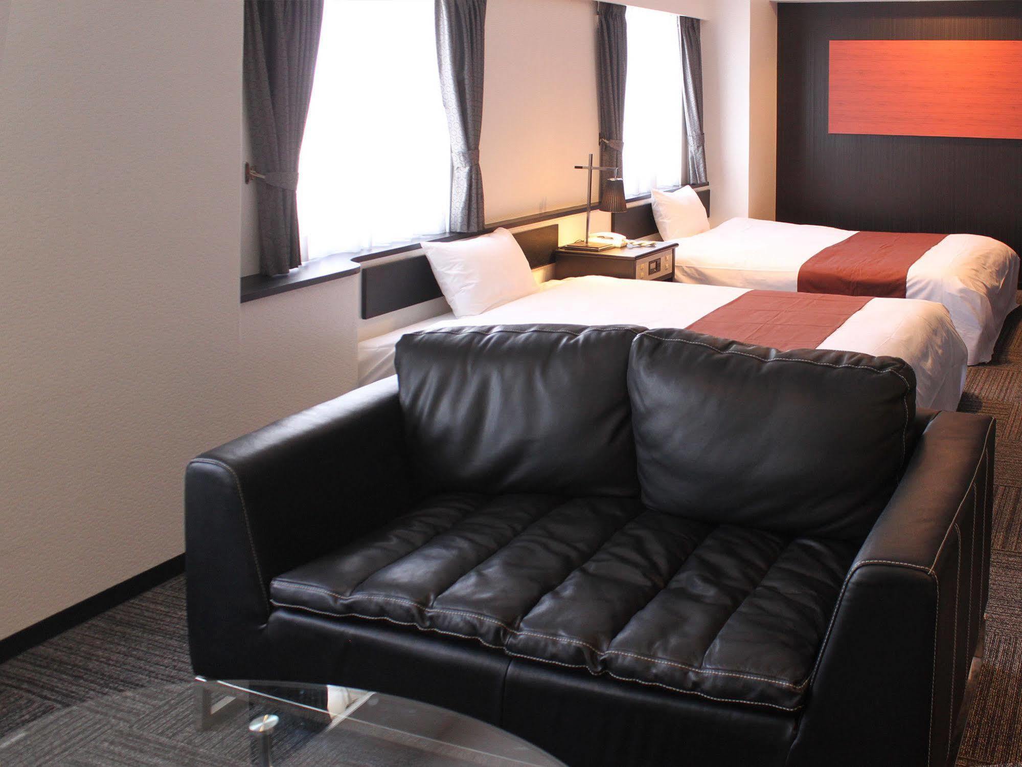 Hotel Livemax Budget Iyo Mishima Shikokuchuo Экстерьер фото